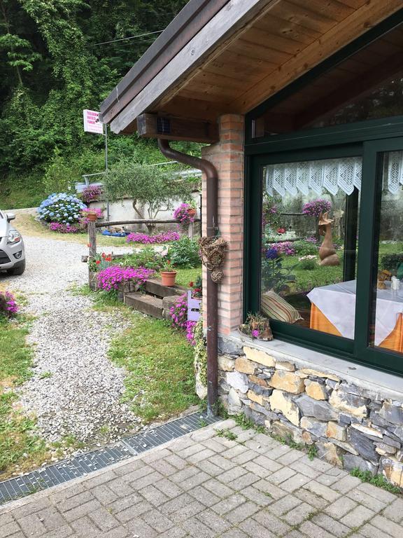 Agriturismo La Taverna Del Nonno Borzonasca المظهر الخارجي الصورة